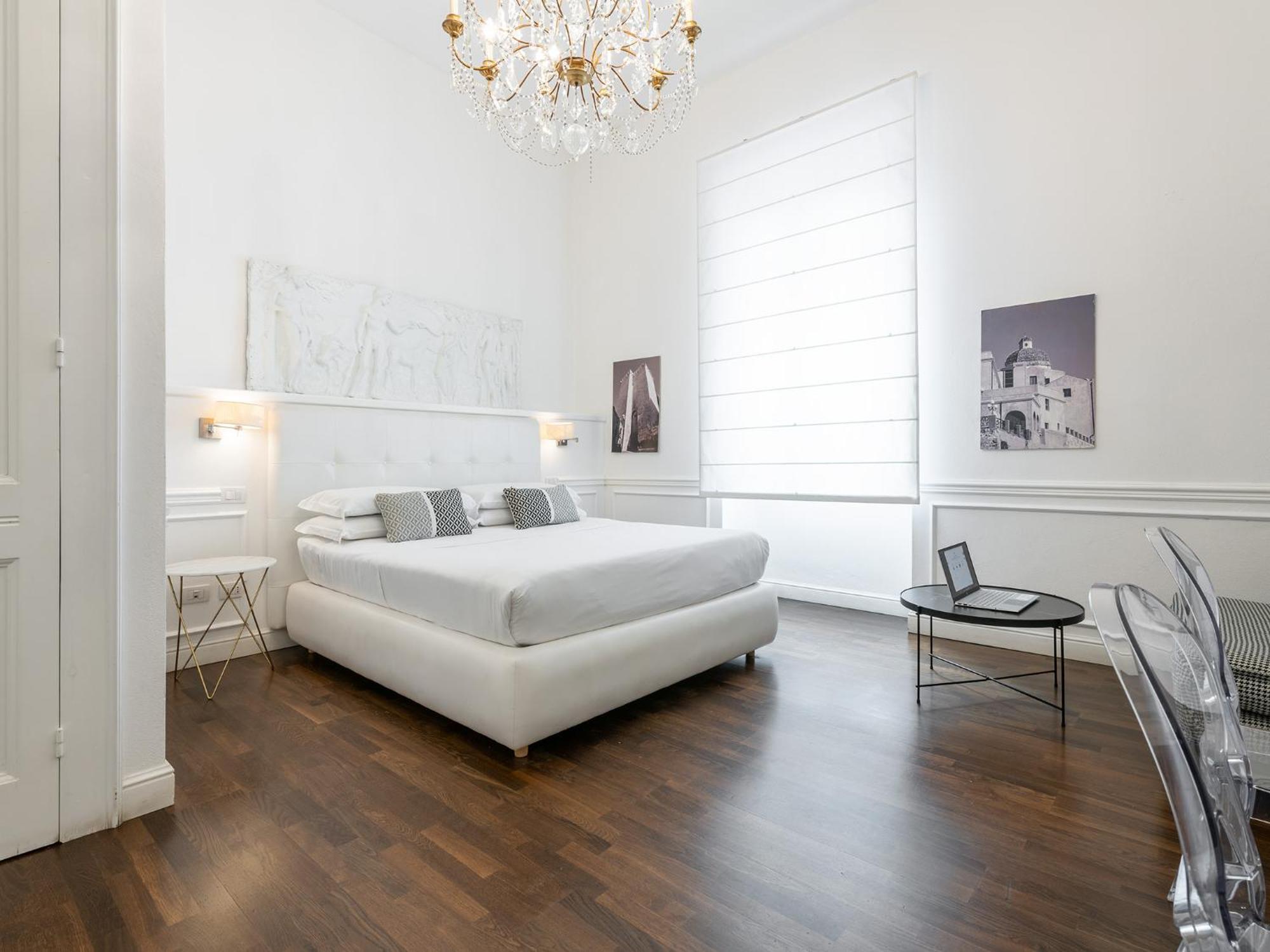 Pley Cagliari Boutique Rooms Bagian luar foto