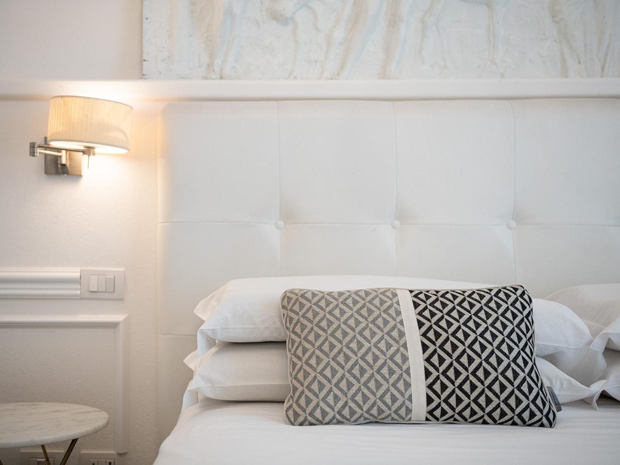 Pley Cagliari Boutique Rooms Bagian luar foto