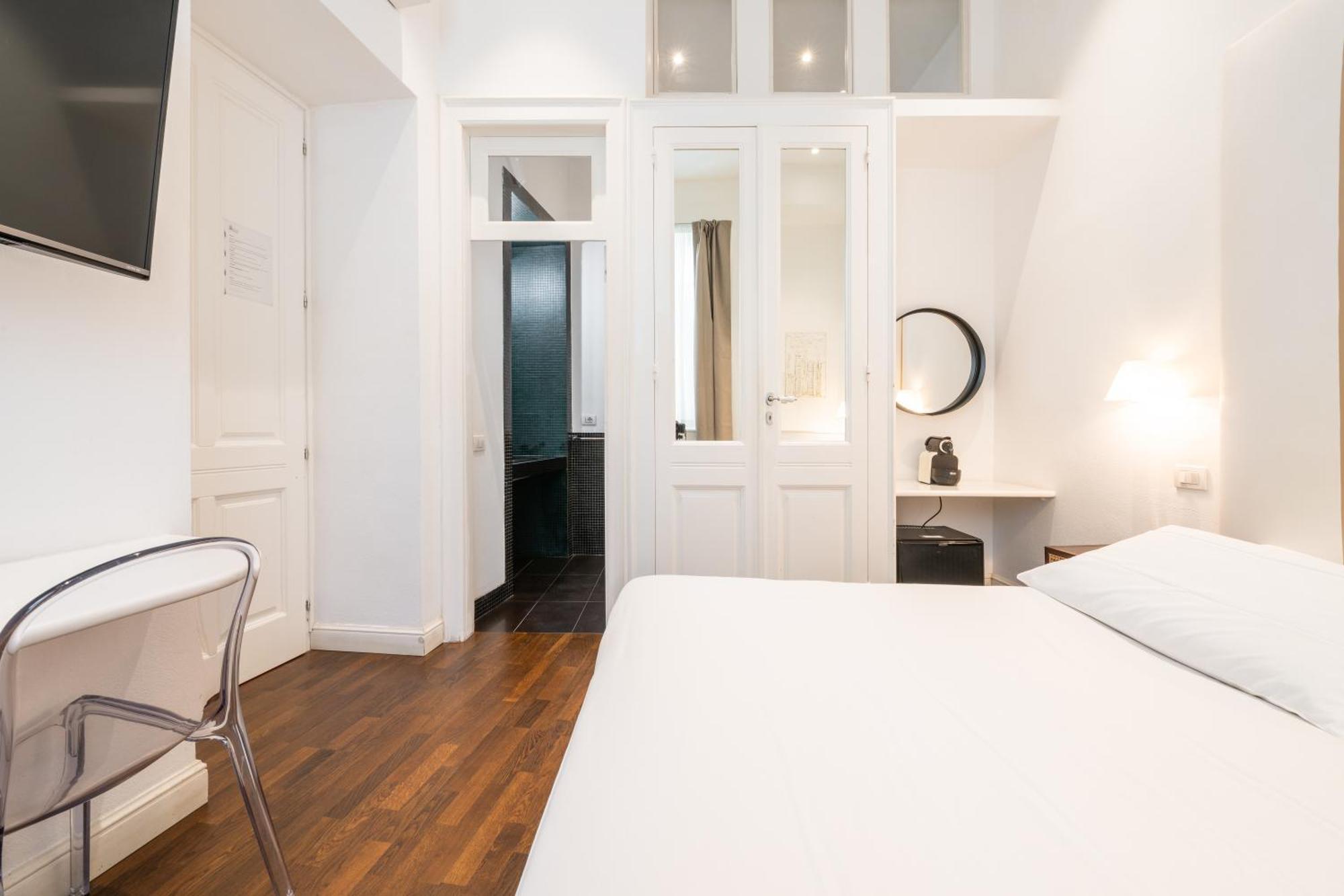 Pley Cagliari Boutique Rooms Bagian luar foto